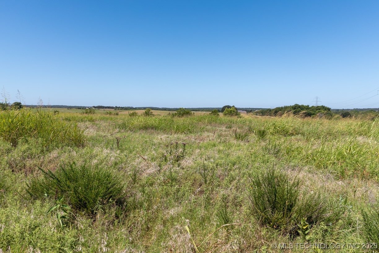 16 S Quail Valley Mcloud OK 74851