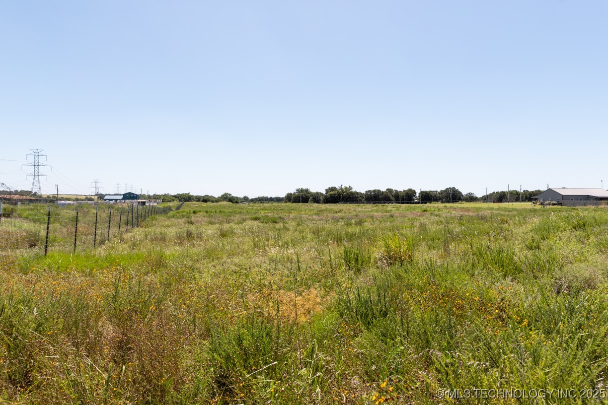 16 S Quail Valley Mcloud OK 74851