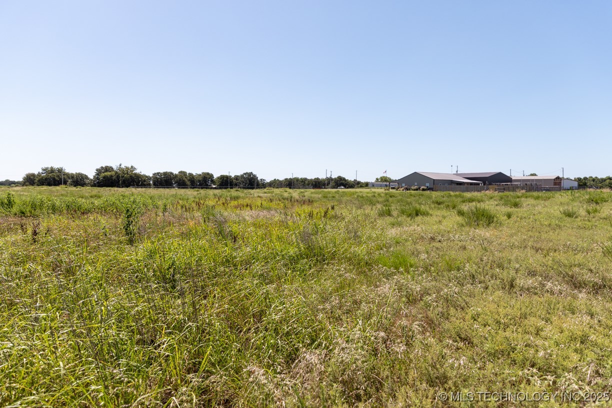 16 S Quail Valley Mcloud OK 74851