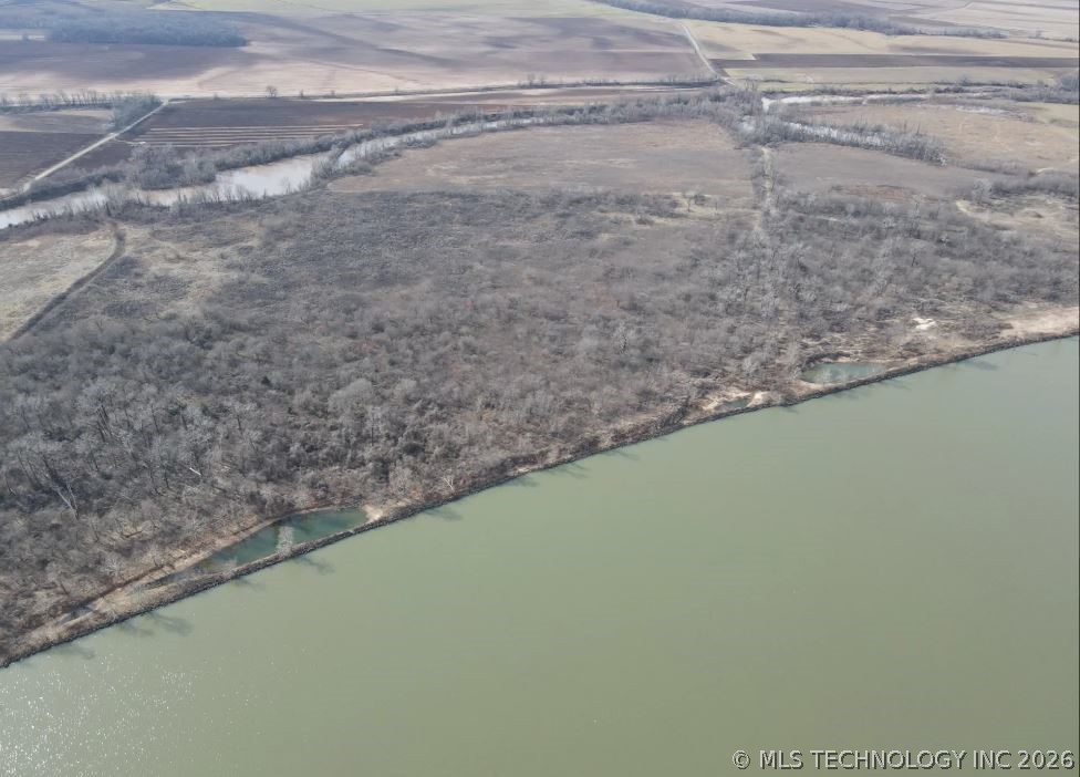 42 County Road Spiro OK 74959
