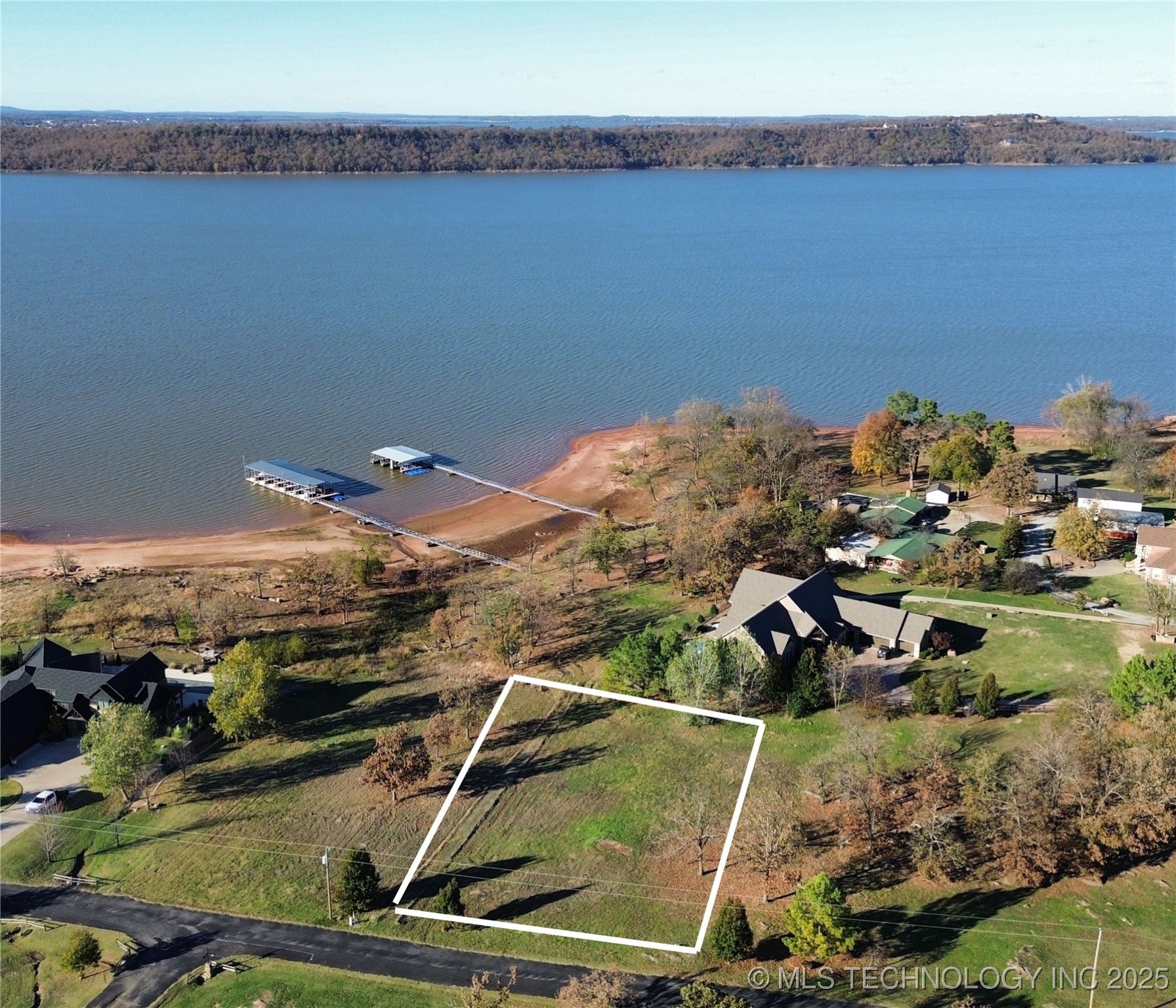 3 Channel Road Eufaula OK 74432