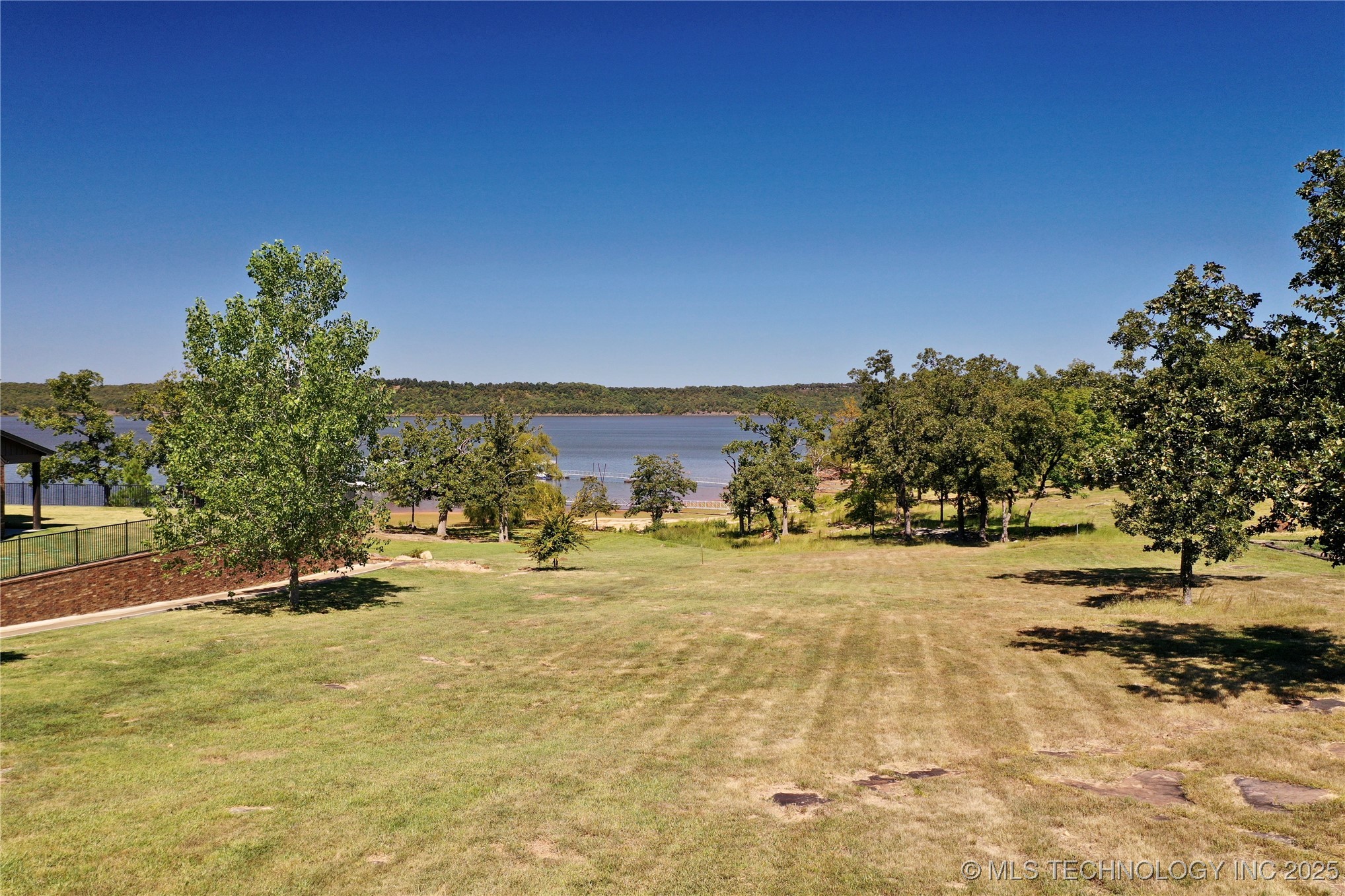 3 Channel Road Eufaula OK 74432