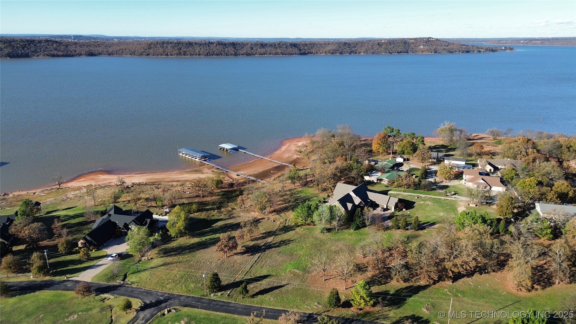 3 Channel Road Eufaula OK 74432