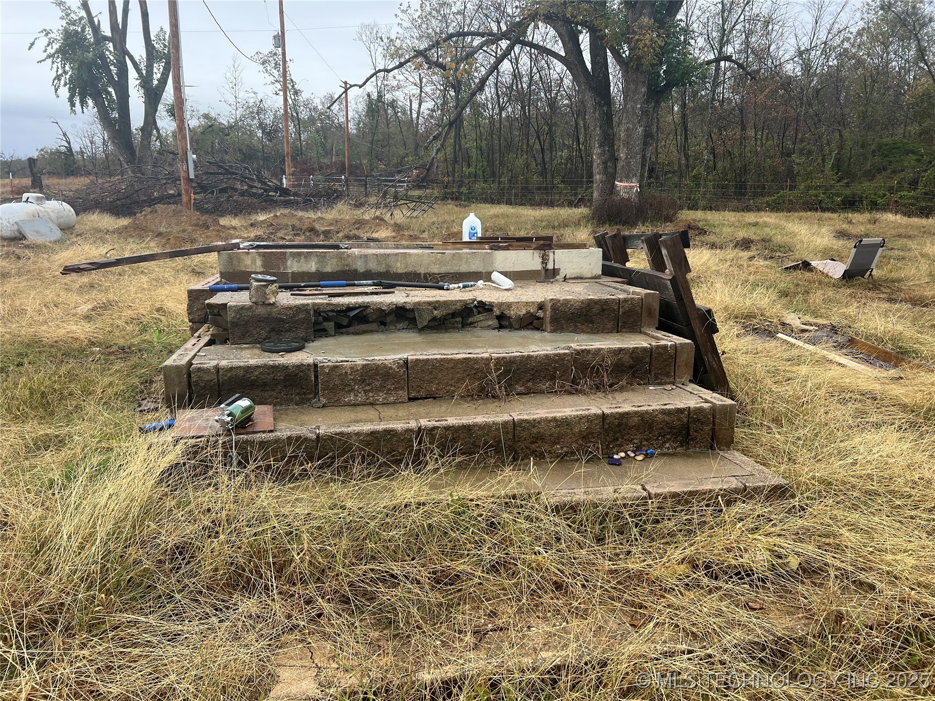 1825 N 4257 Road Pryor OK 74361