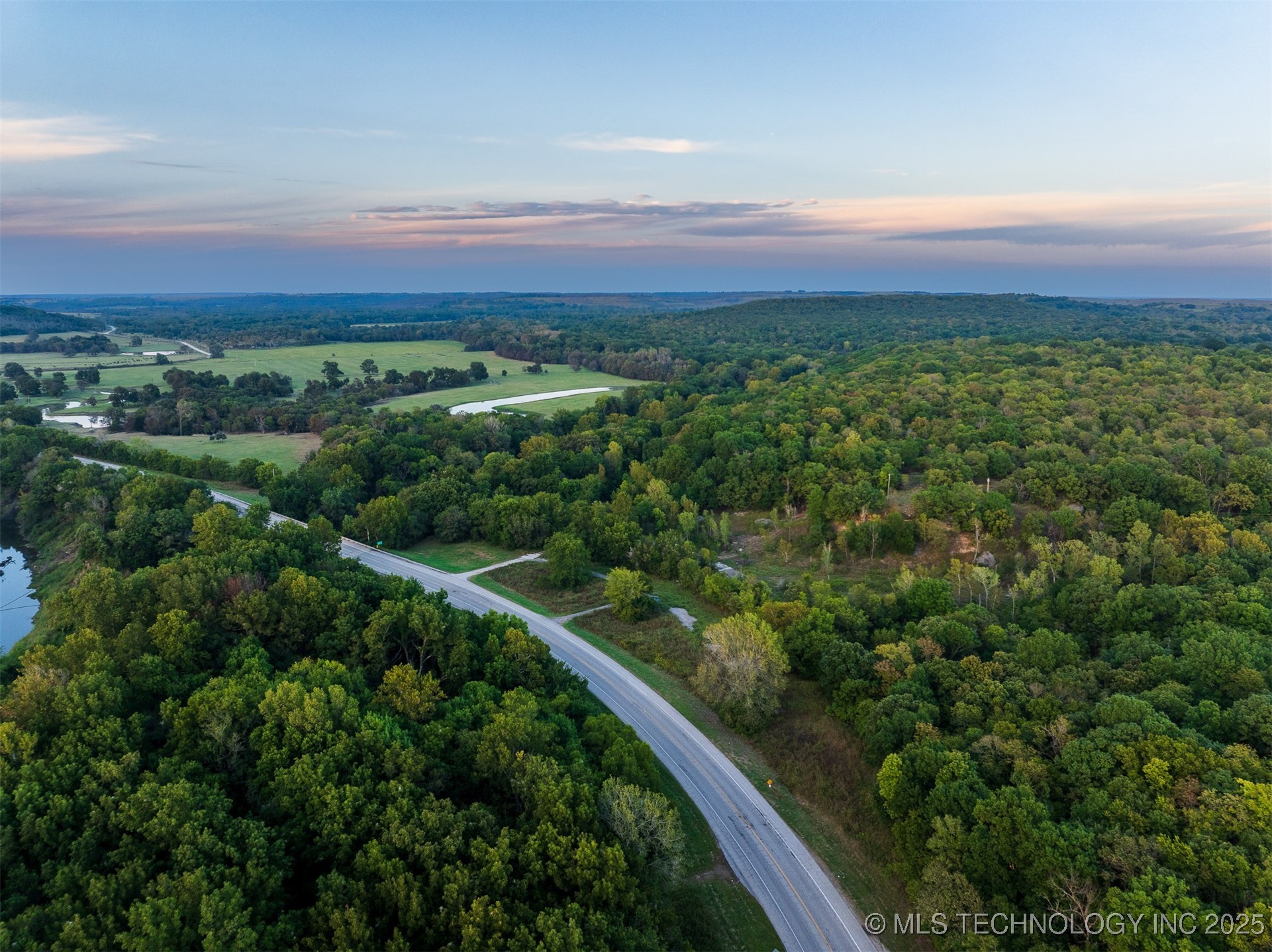 12 Highway 11 Avant OK 74001