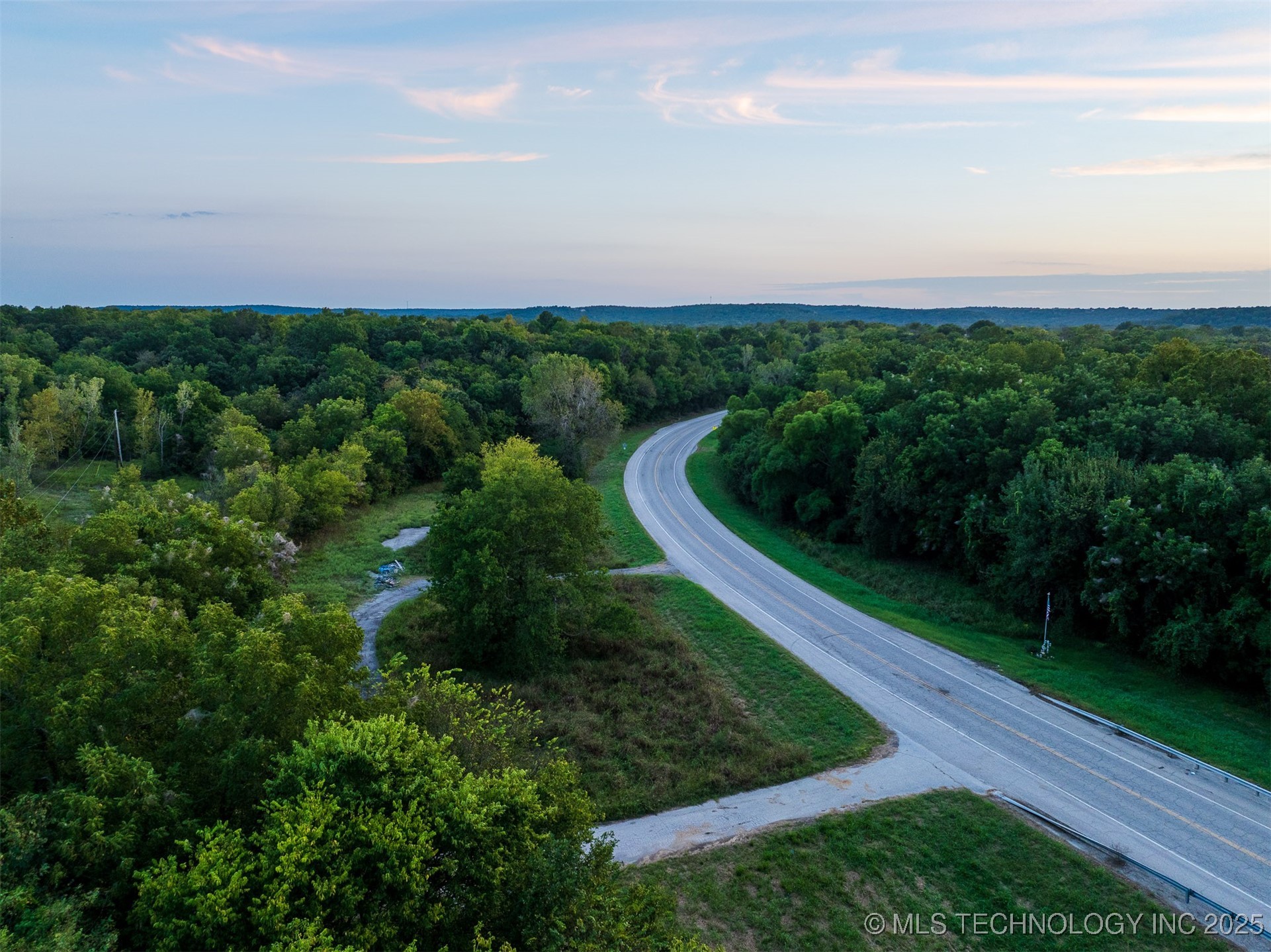 12 Highway 11 Avant OK 74001
