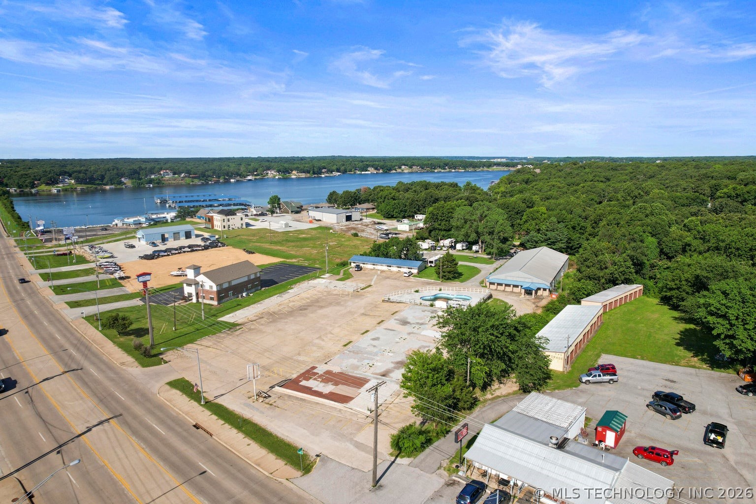 S Main Street Grove OK 74344