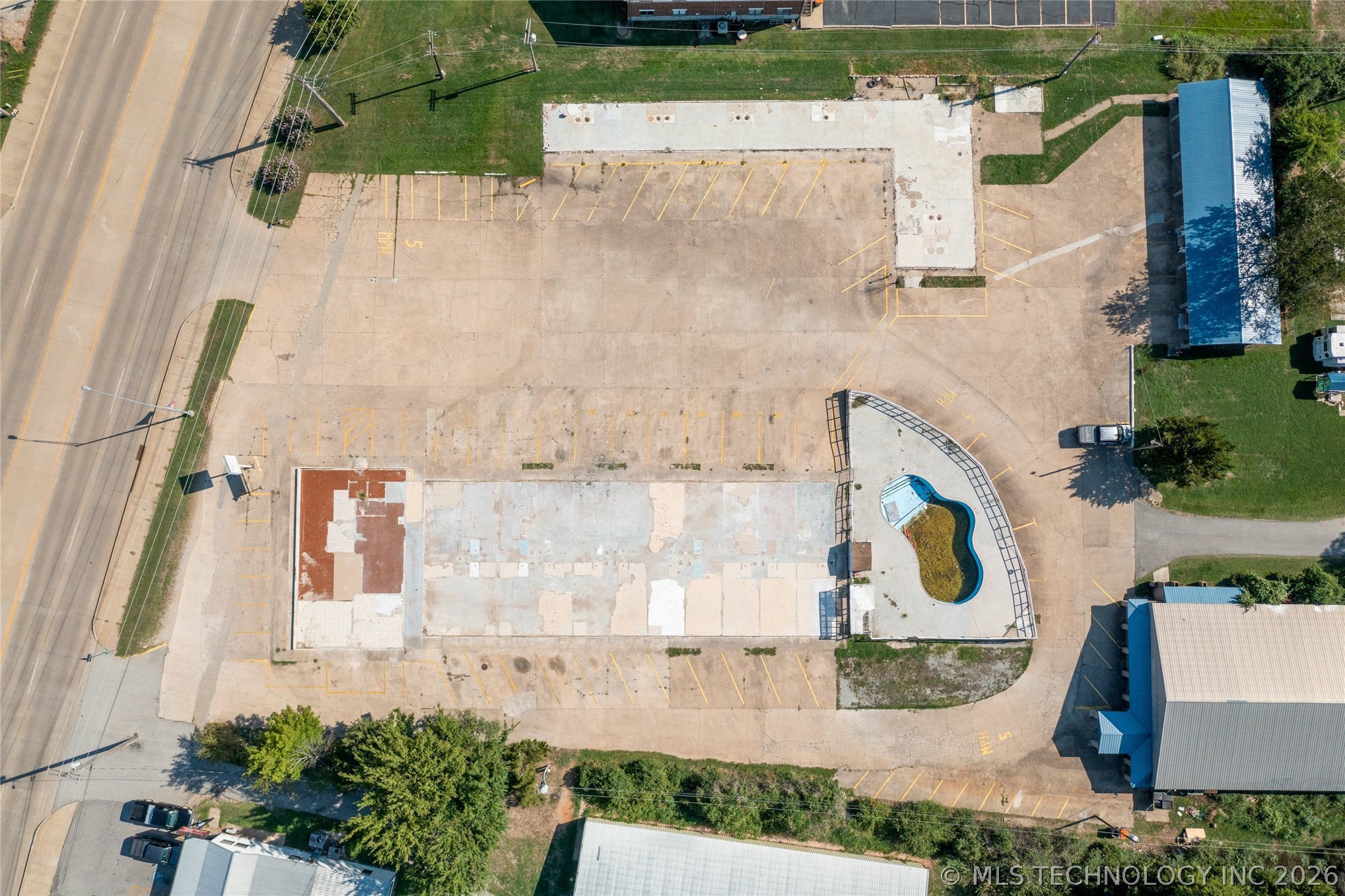 S Main Street Grove OK 74344
