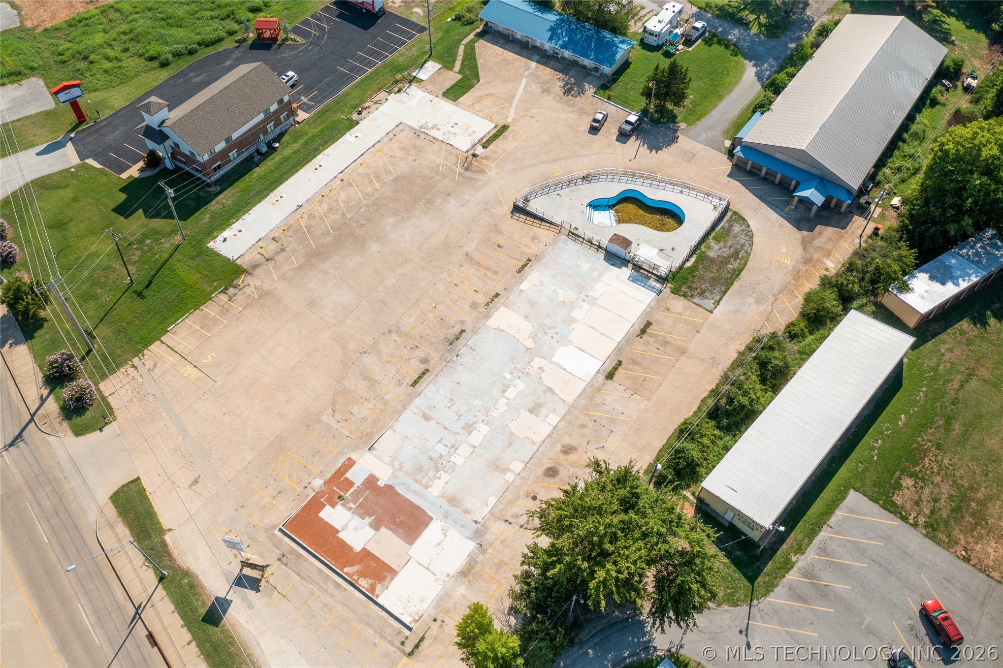 S Main Street Grove OK 74344