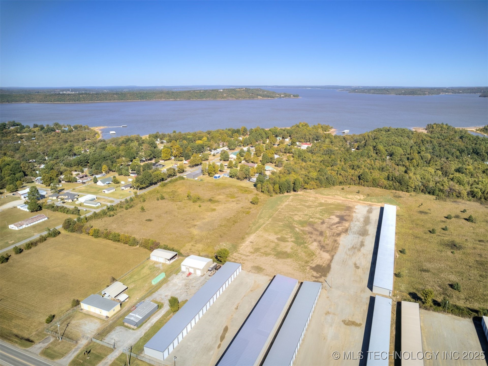 4 Hamilton Road Eufaula OK 74432