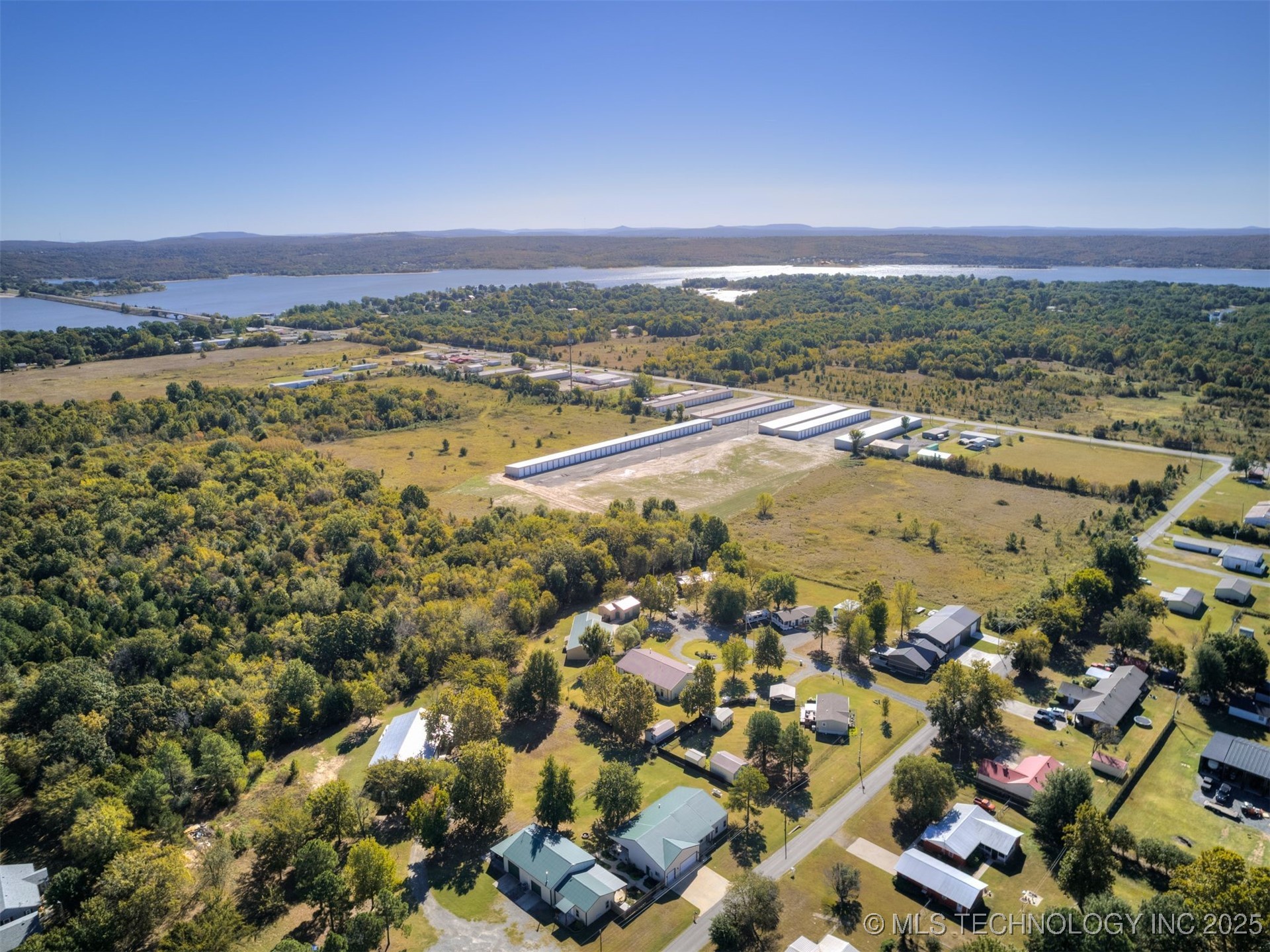 4 Hamilton Road Eufaula OK 74432