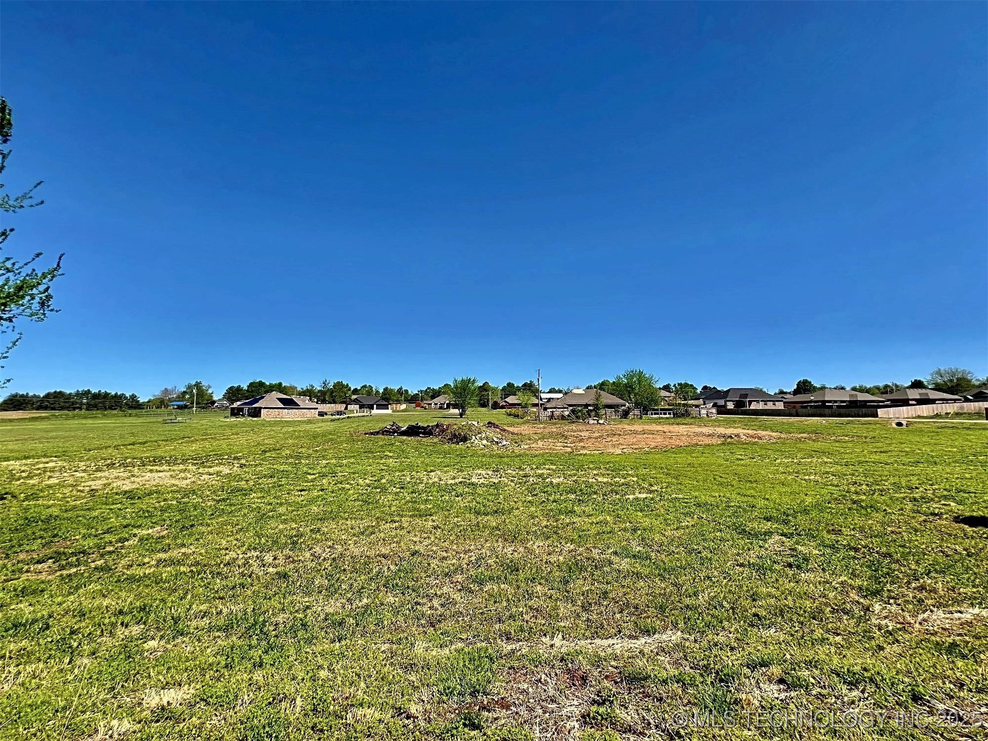 17530 W Tray Road Tahlequah OK 74464