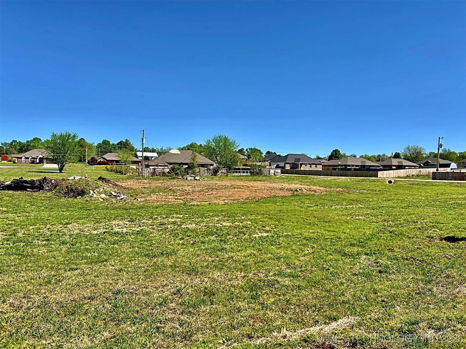 17530 W Tray Road Tahlequah OK 74464