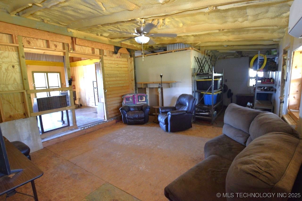 975 Road Marble City OK 74945