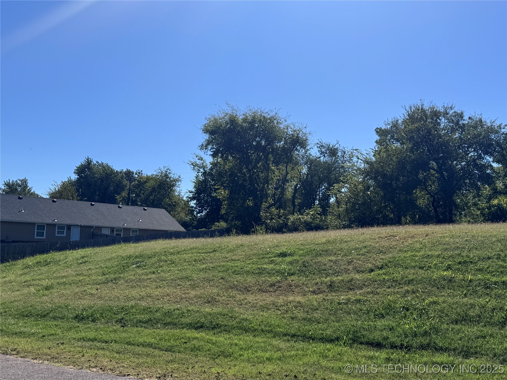 1030 N Hickory Ada OK 74820