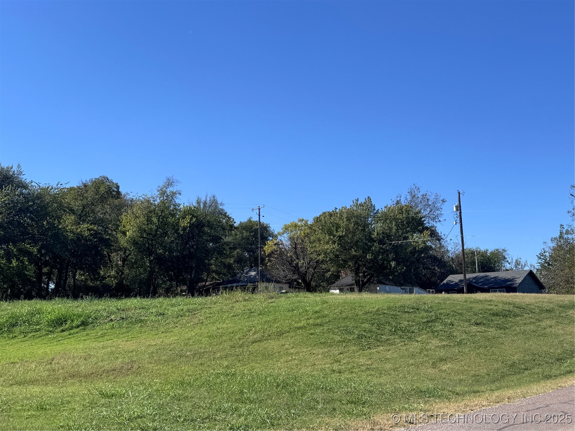 1030 N Hickory Ada OK 74820