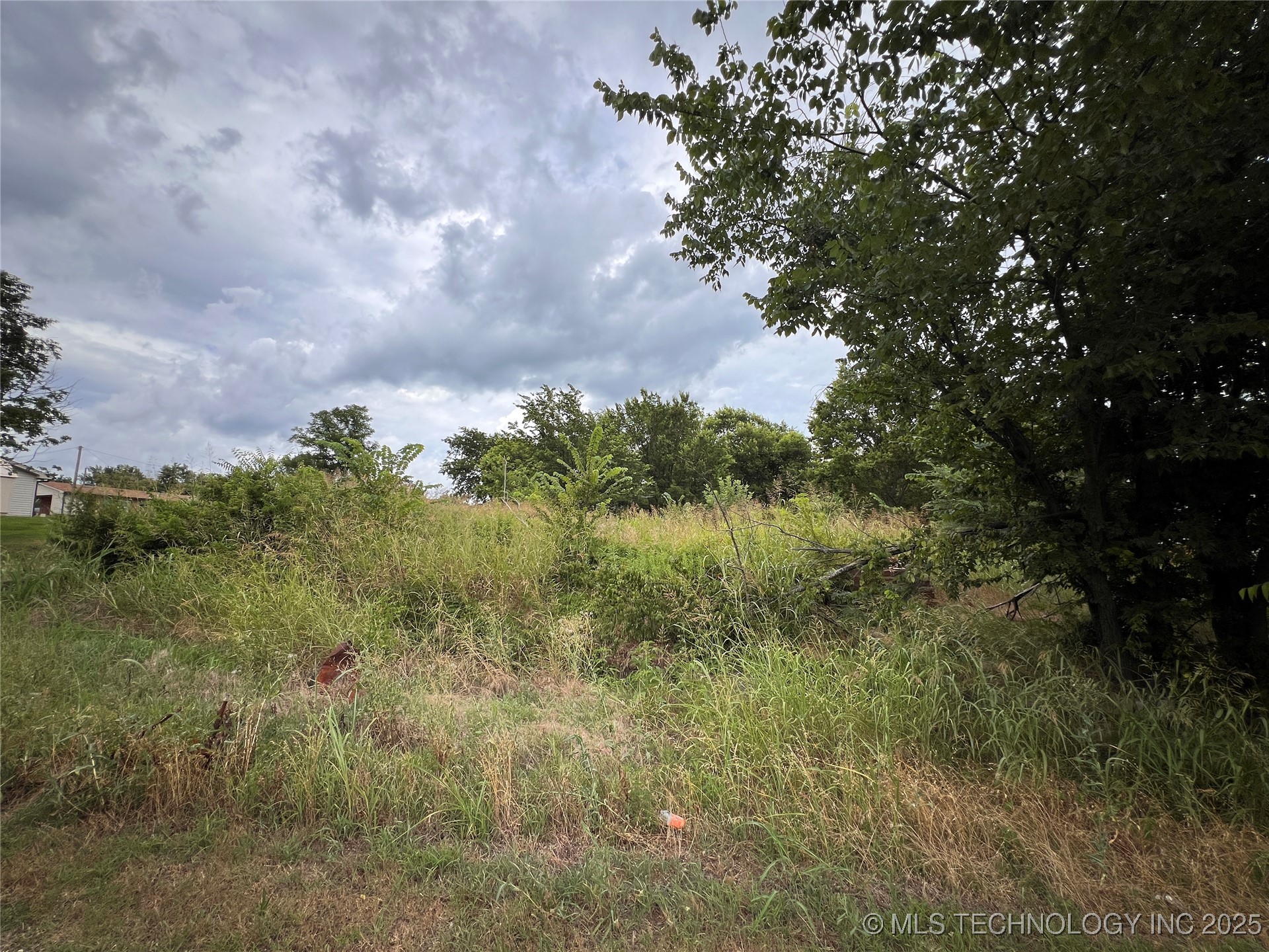 108 Howell Mccurtain OK 74944