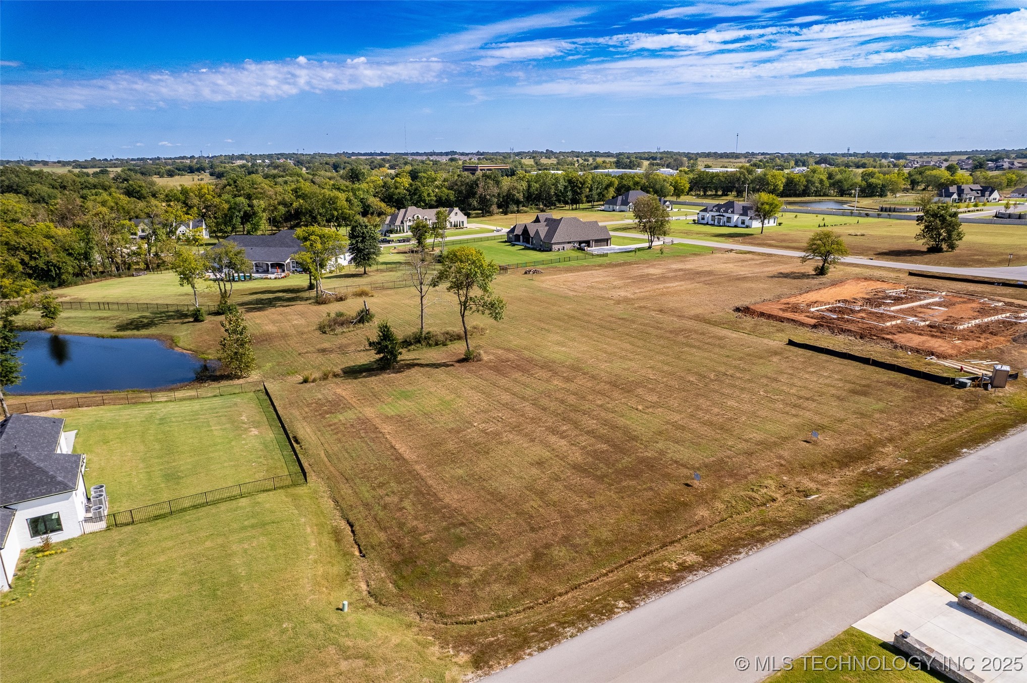 10957 S 218th East Eastavenue Broken Arrow OK 74014
