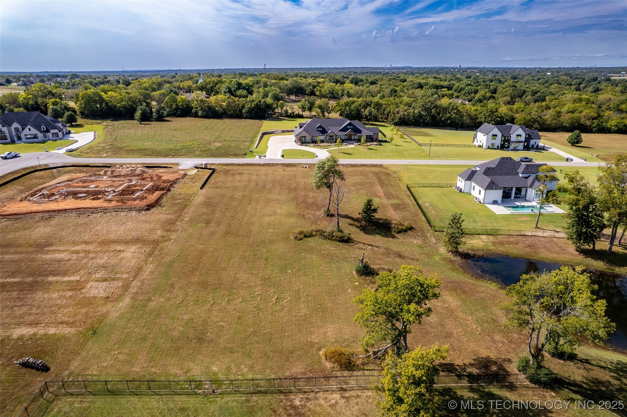 10957 S 218th East Eastavenue Broken Arrow OK 74014
