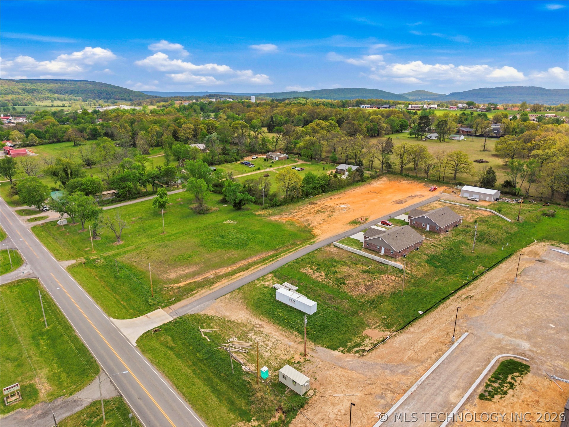 469998 W Highway 100 Stilwell OK 74960