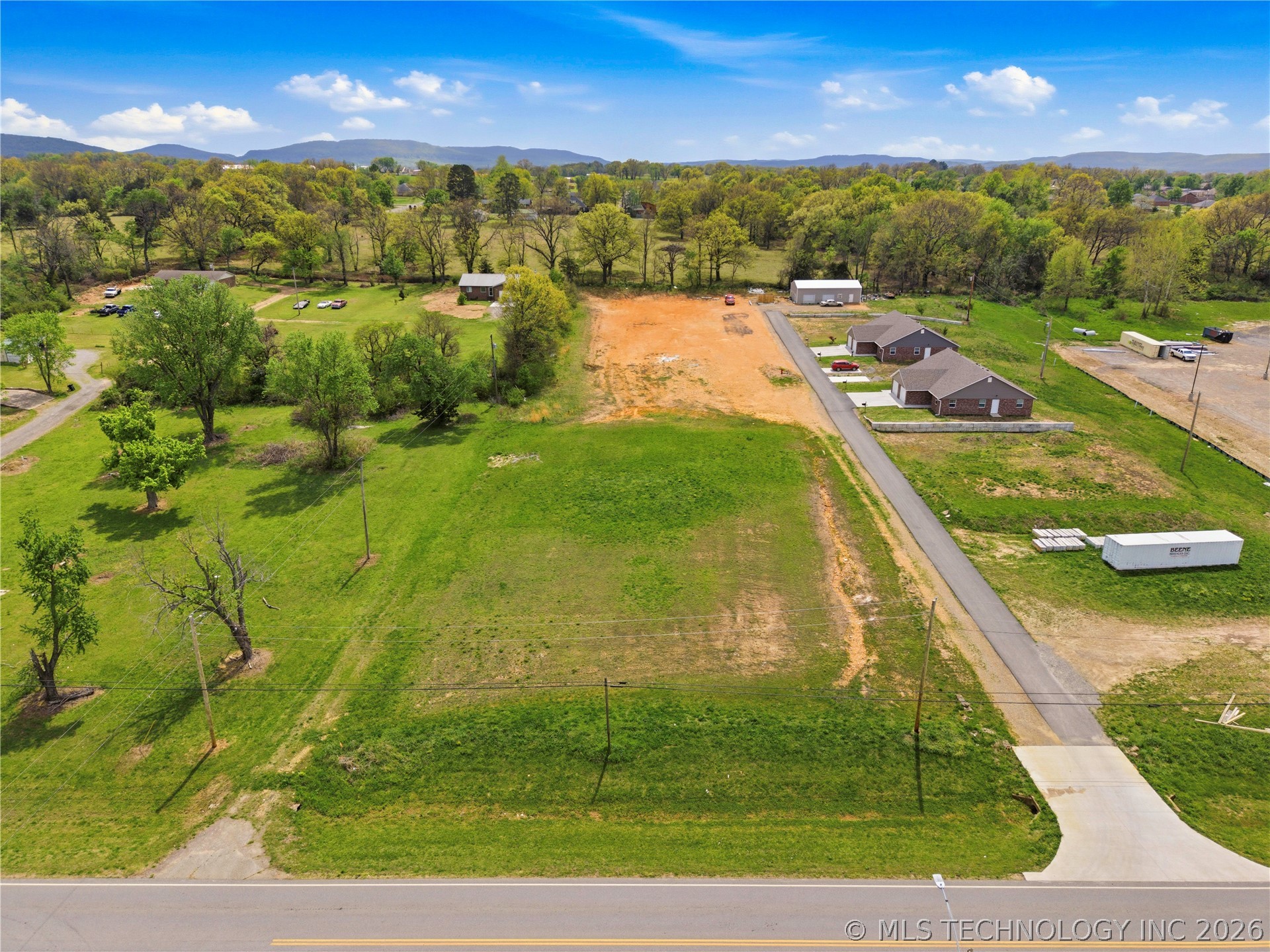 469998 W Highway 100 Stilwell OK 74960