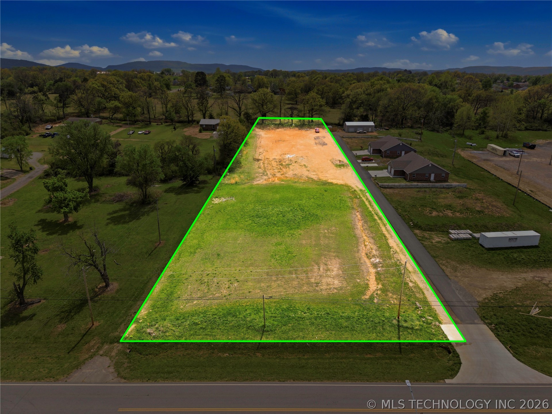 469998 W Highway 100 Stilwell OK 74960