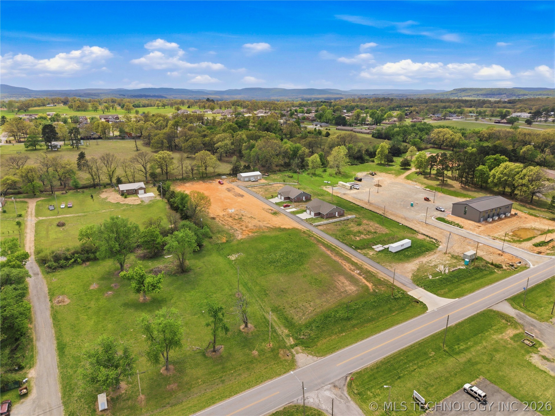 469998 W Highway 100 Stilwell OK 74960