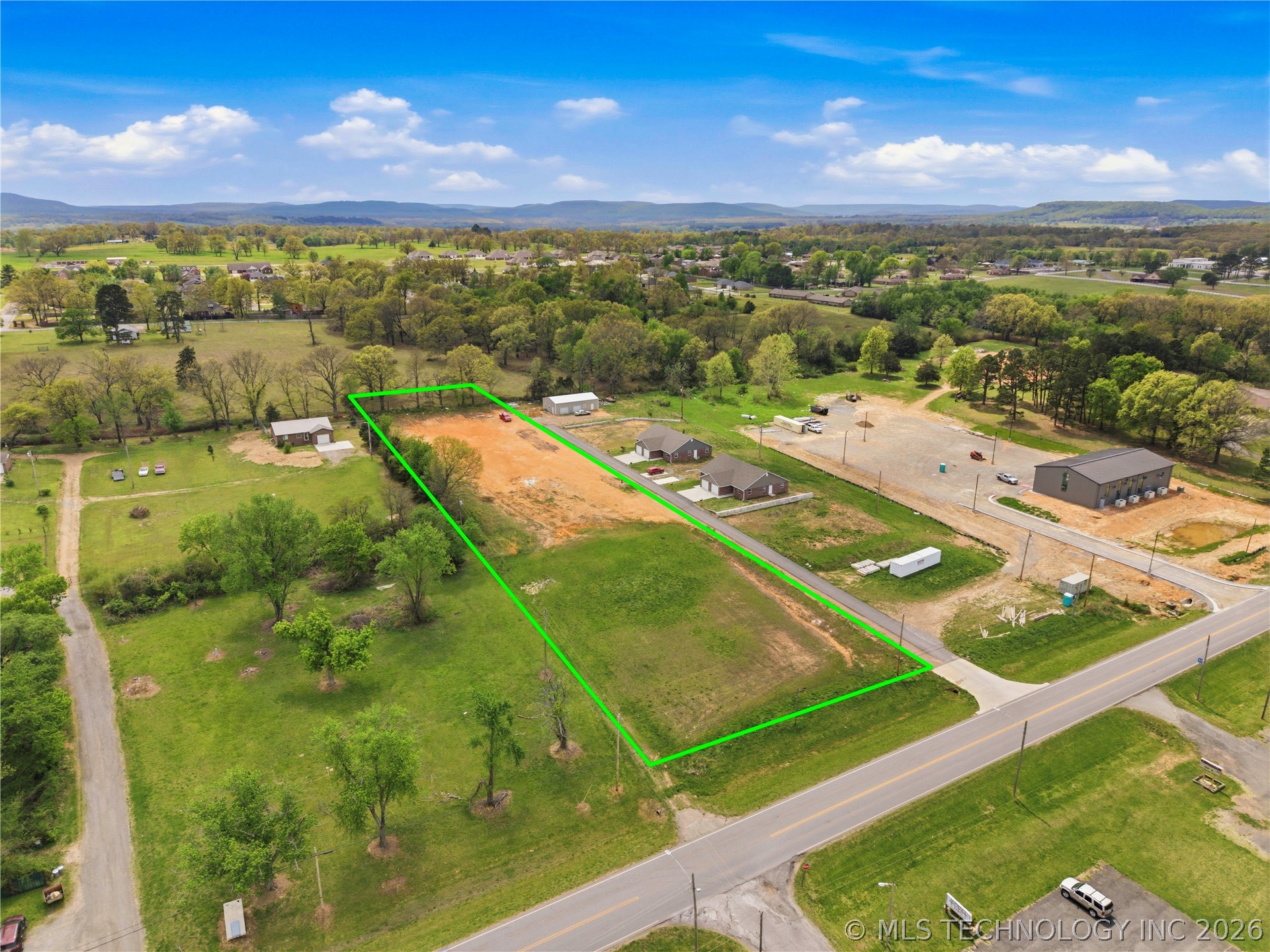 469998 W Highway 100 Stilwell OK 74960