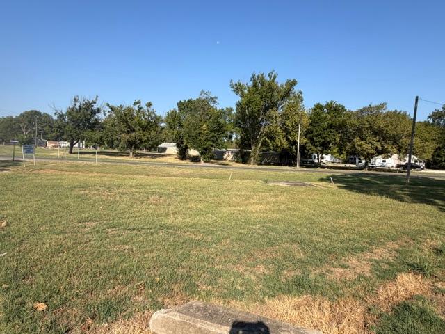204 Plum Holdenville OK 74848