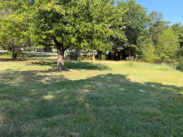 204 Plum Holdenville OK 74848