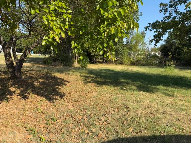 204 Plum Holdenville OK 74848