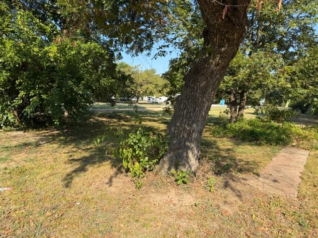 204 Plum Holdenville OK 74848
