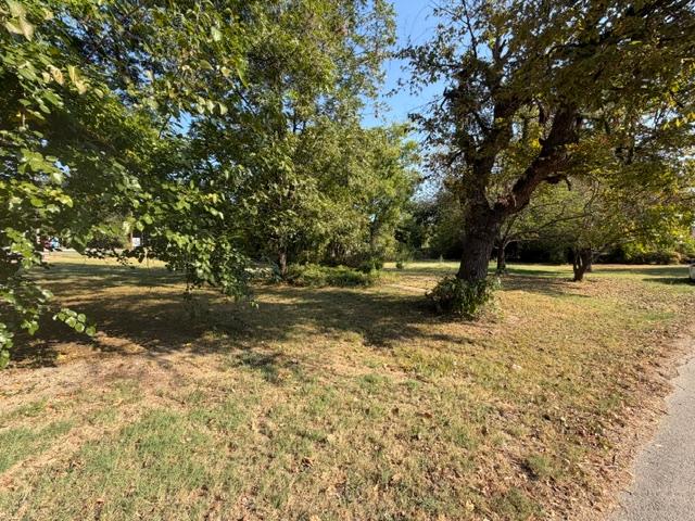 204 Plum Holdenville OK 74848