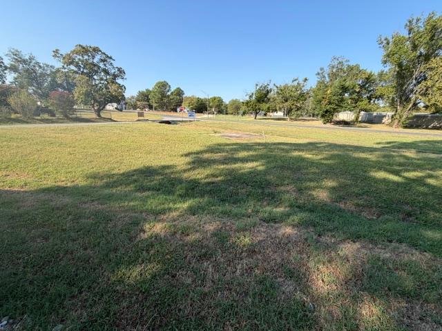 204 Plum Holdenville OK 74848