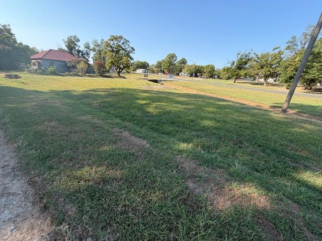 204 Plum Holdenville OK 74848