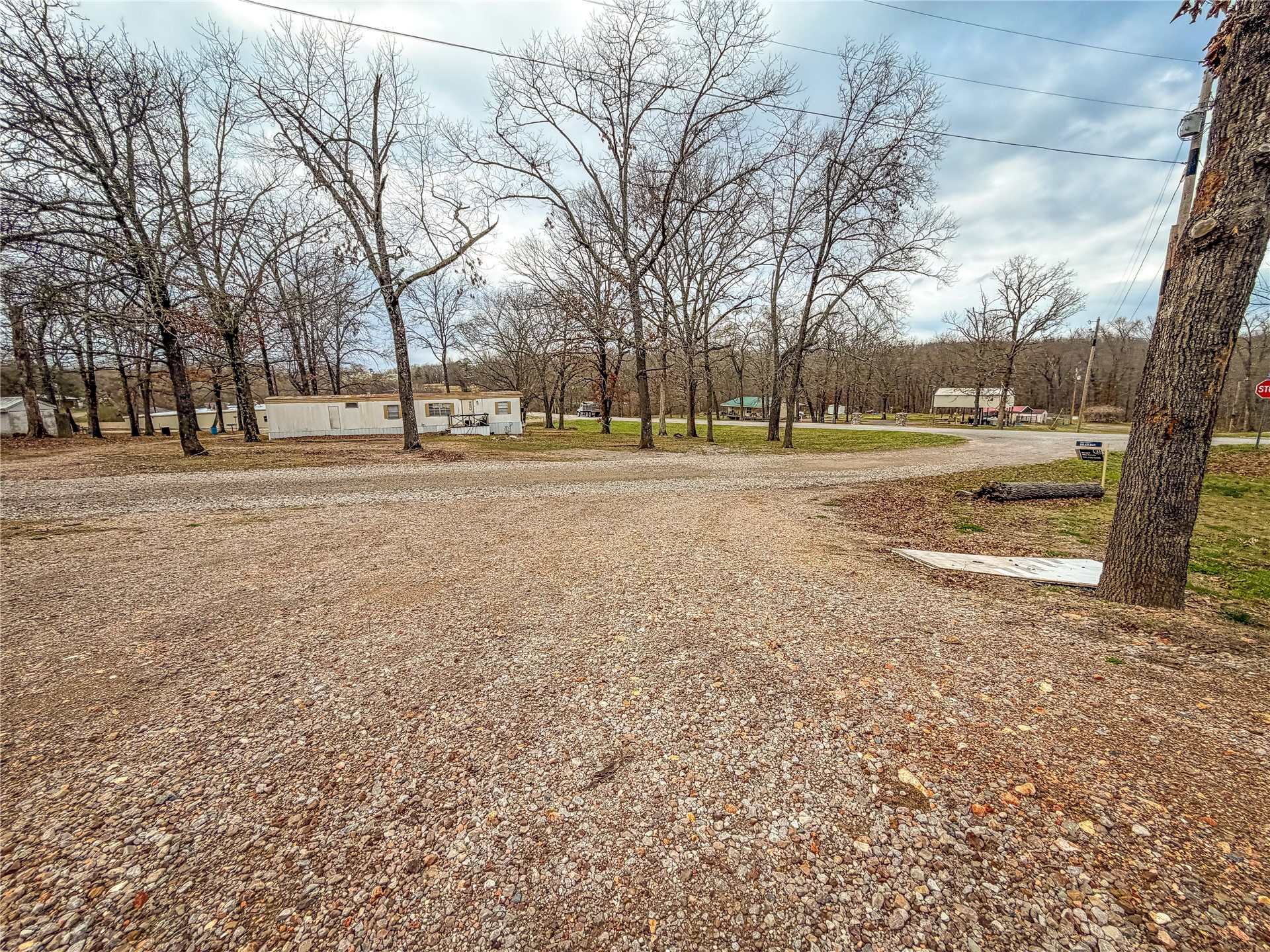28266 S 573 Road Welling OK 74471