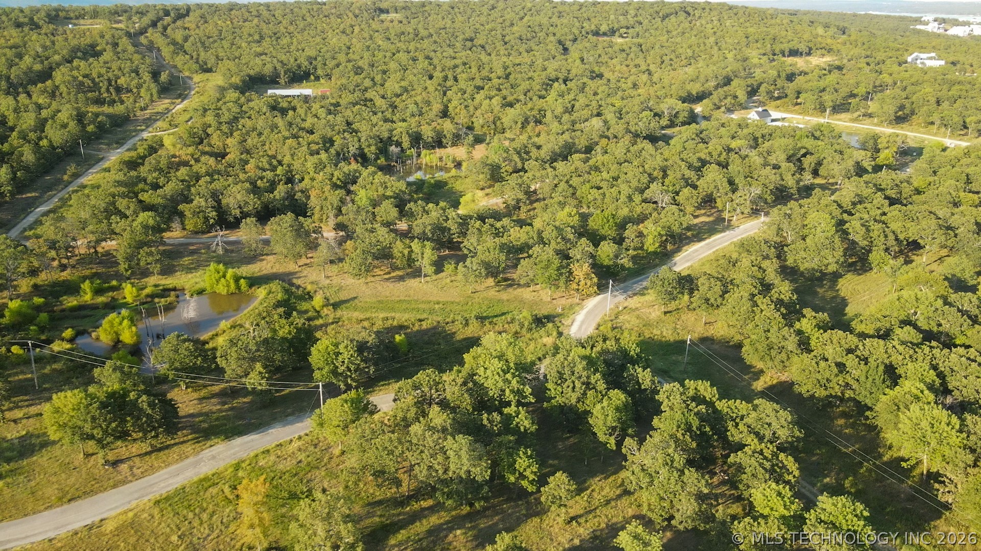 22 Falcon Tree Loop Eufaula OK 74432