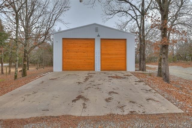22 Falcon Tree Loop Eufaula OK 74432