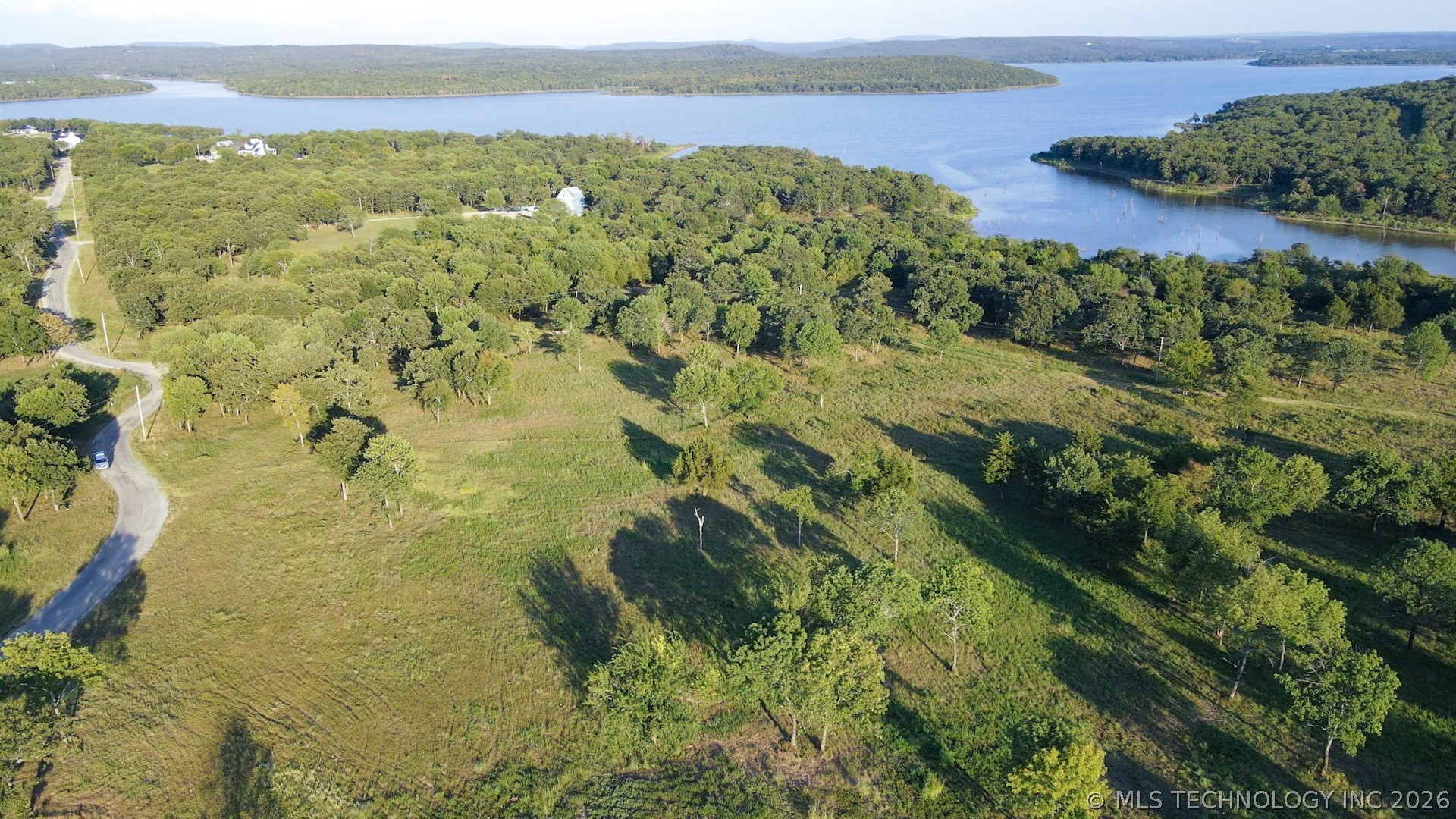 22 Falcon Tree Loop Eufaula OK 74432