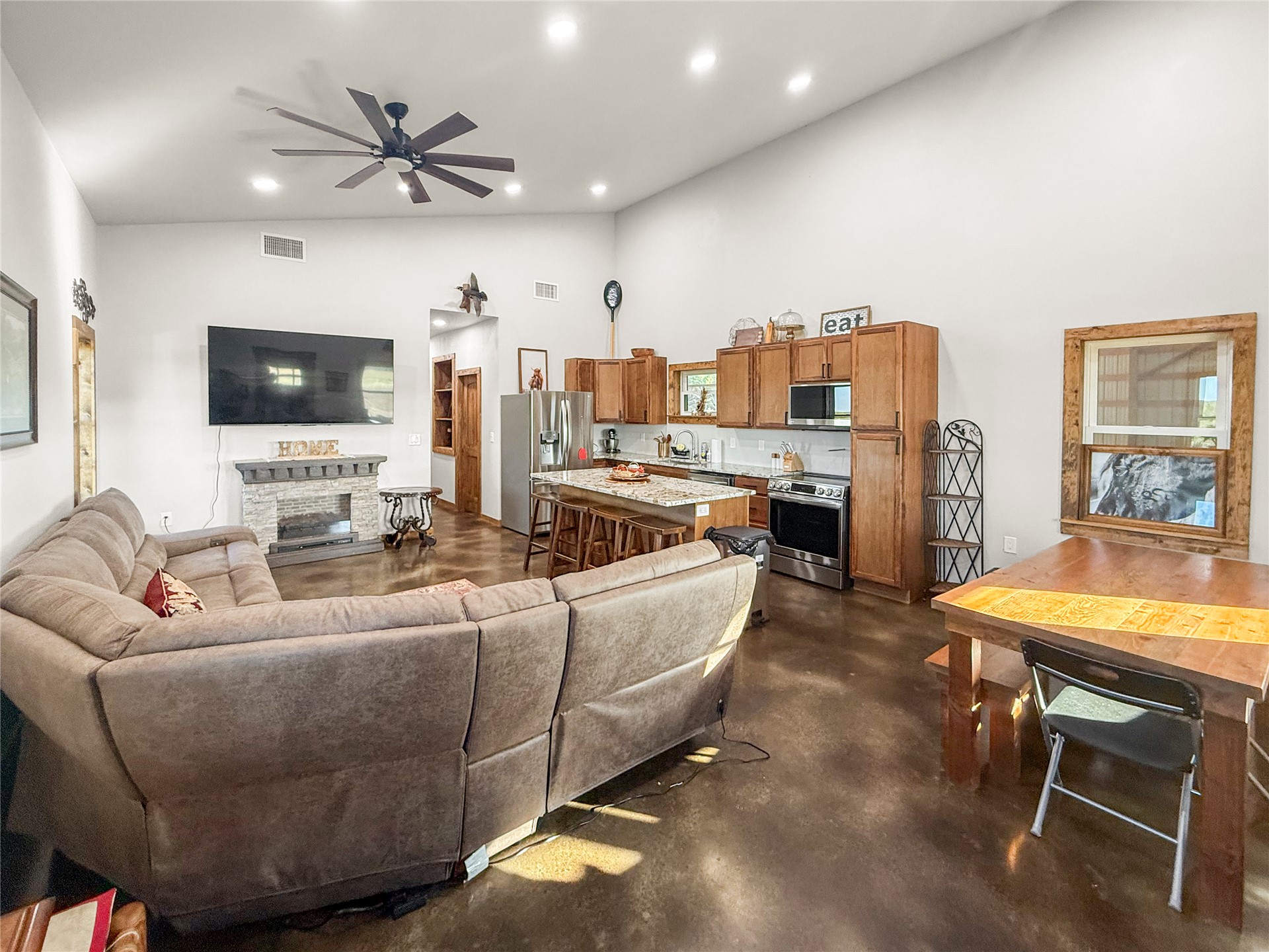 53235 S 36200 Road Jennings OK 74038