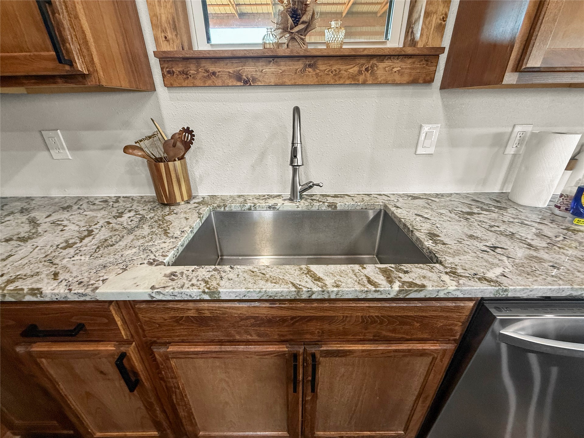 53235 S 36200 Road Jennings OK 74038