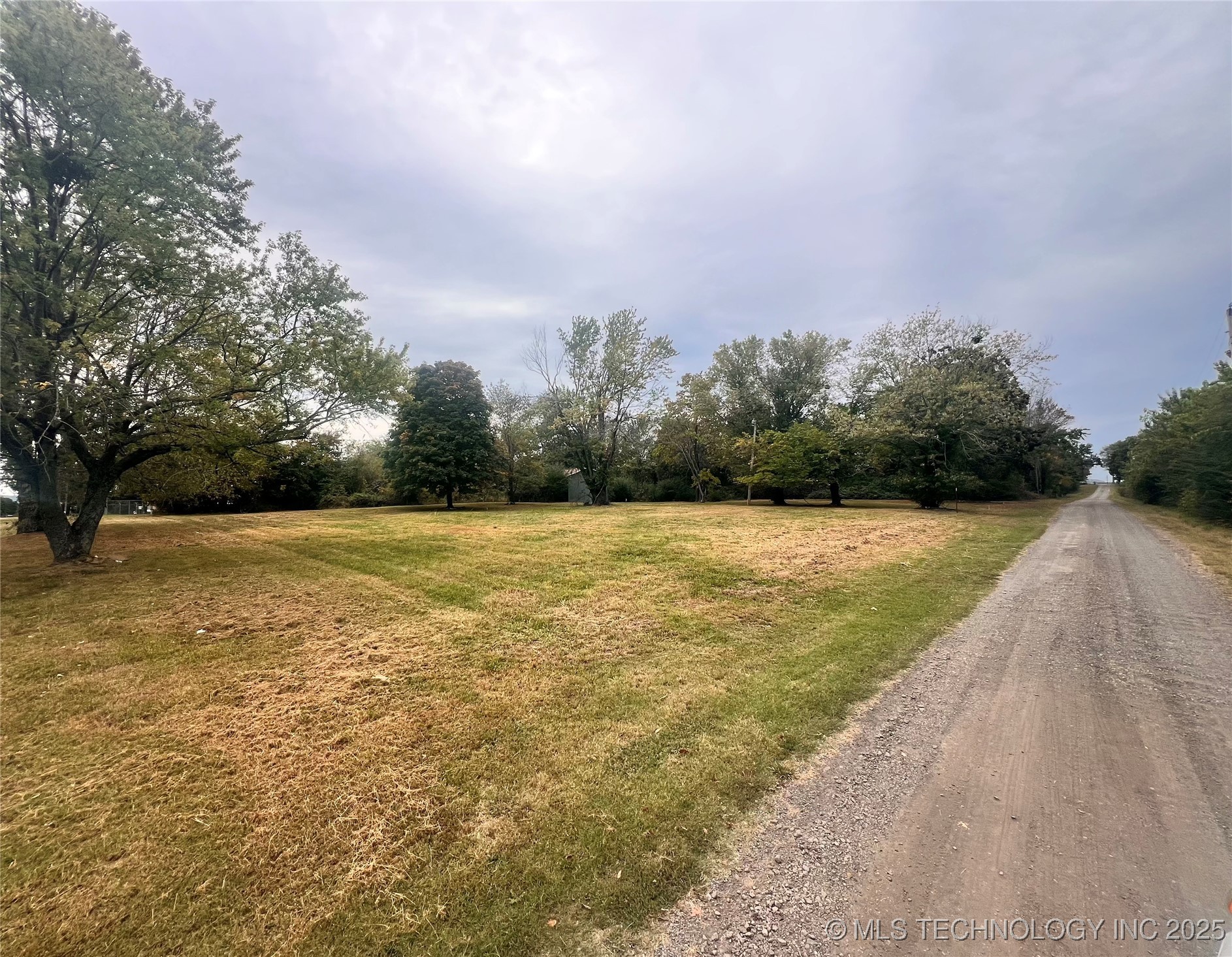 1222 S Third Street Stilwell OK 74960