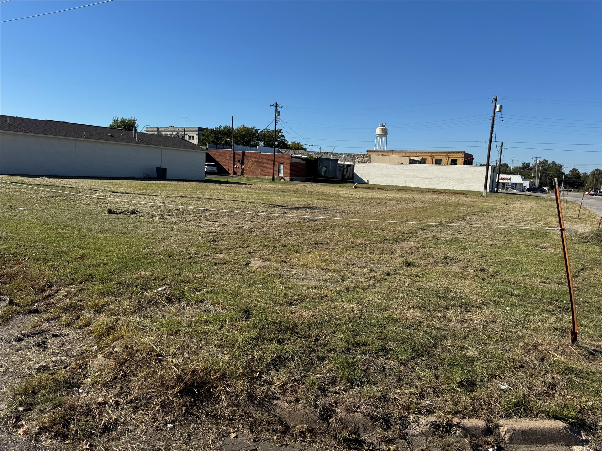 E Taliaferro Street Madill OK 73446