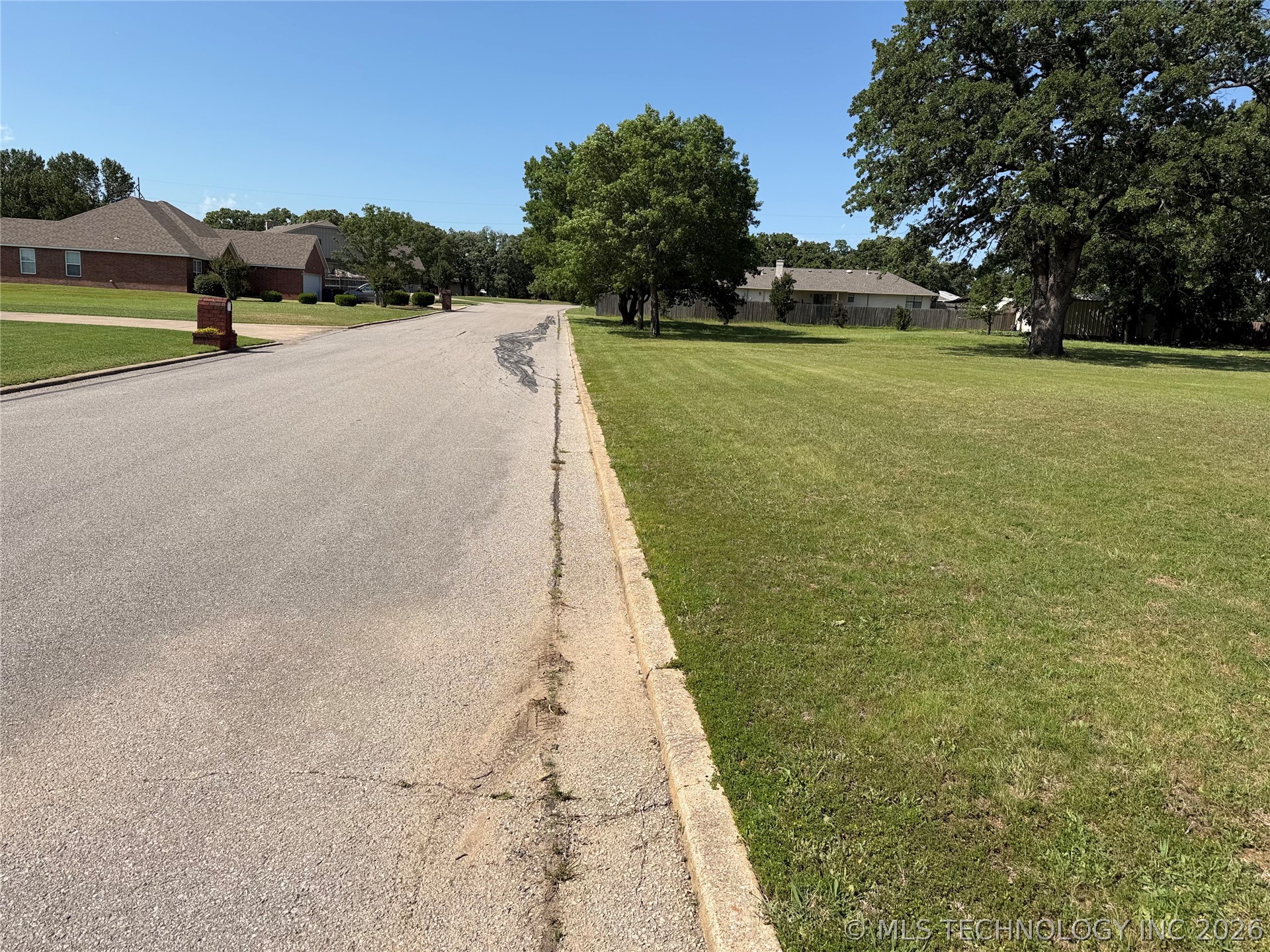 1634 Brentwood Ardmore OK 73401