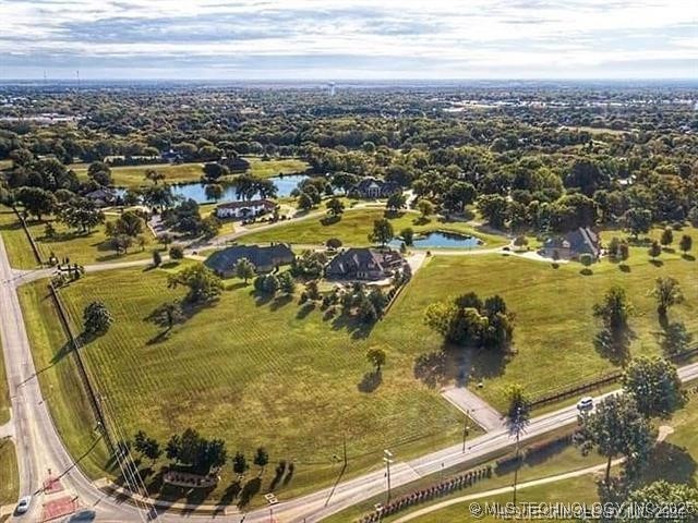 18 Silver Lake Road Bartlesville OK 74006
