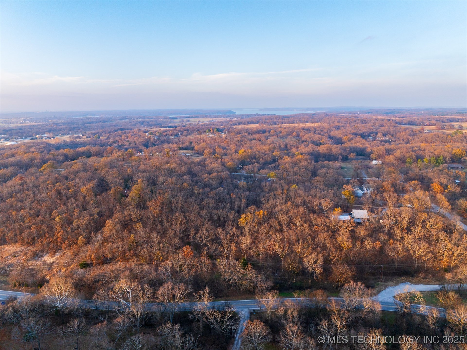 6594 E 563 Road Locust Grove OK 74352