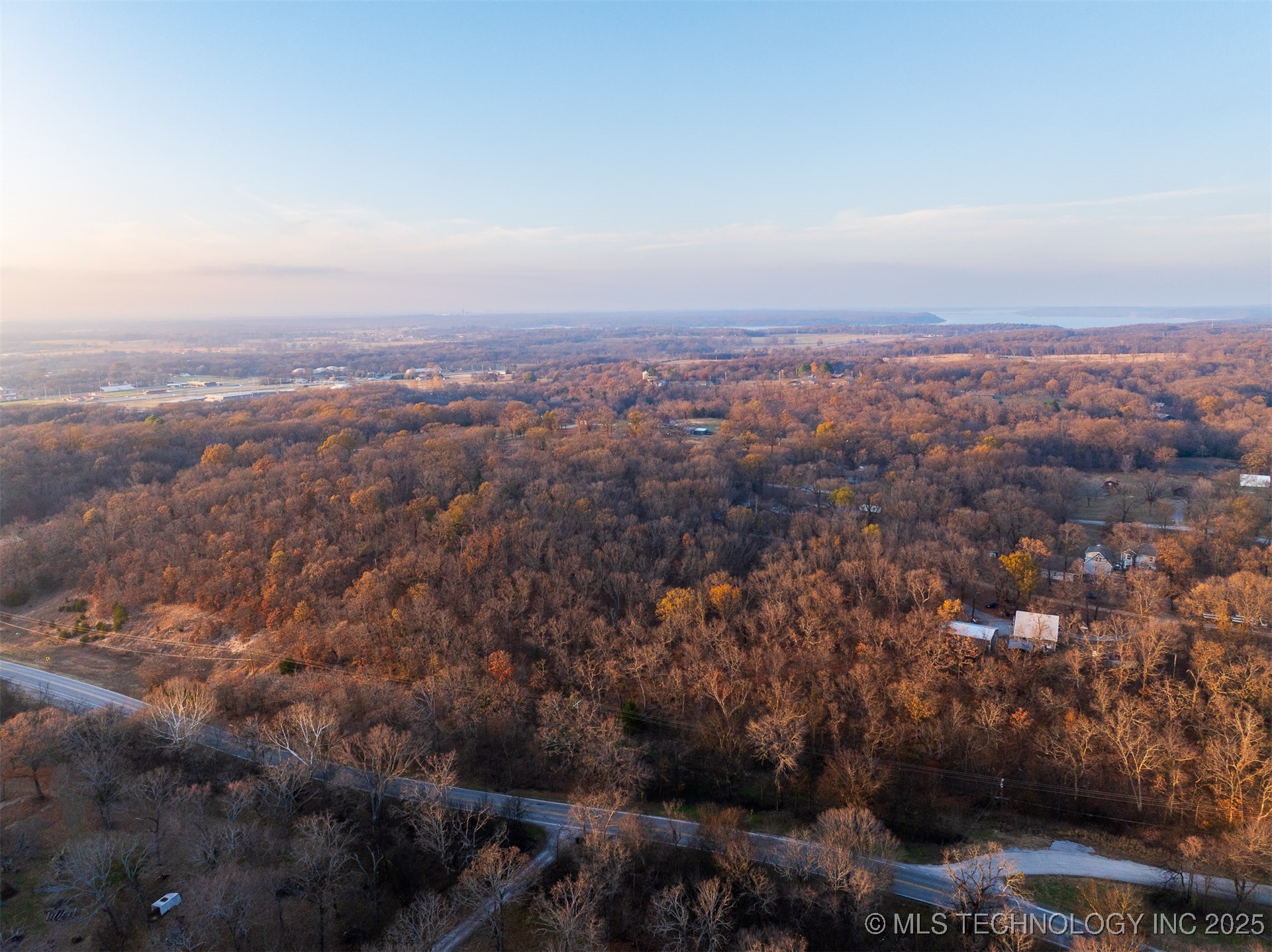 6594 E 563 Road Locust Grove OK 74352