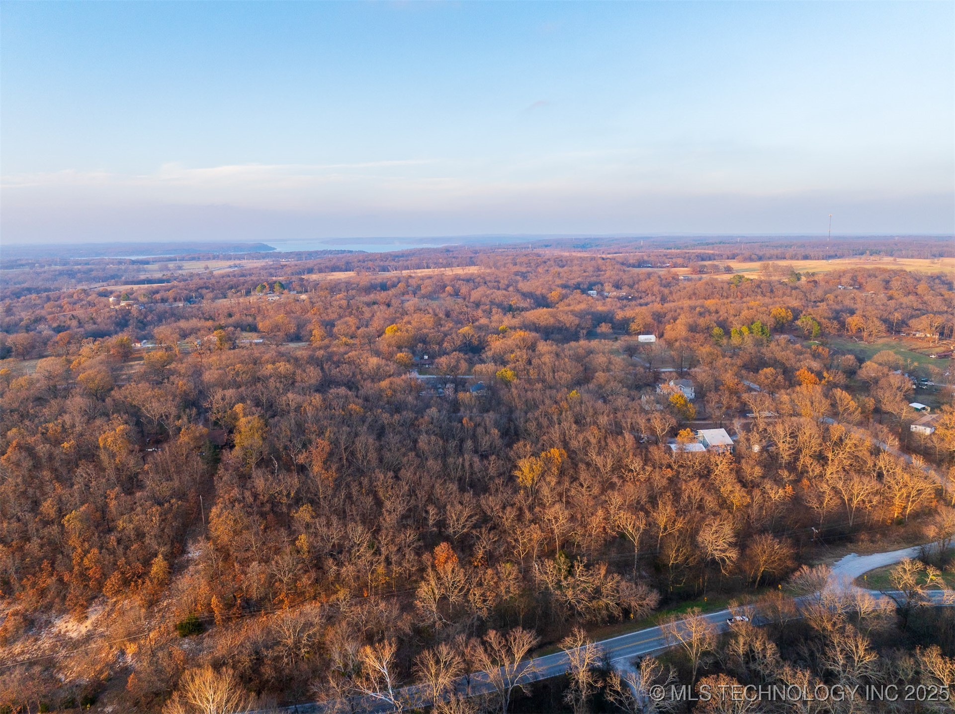 6594 E 563 Road Locust Grove OK 74352