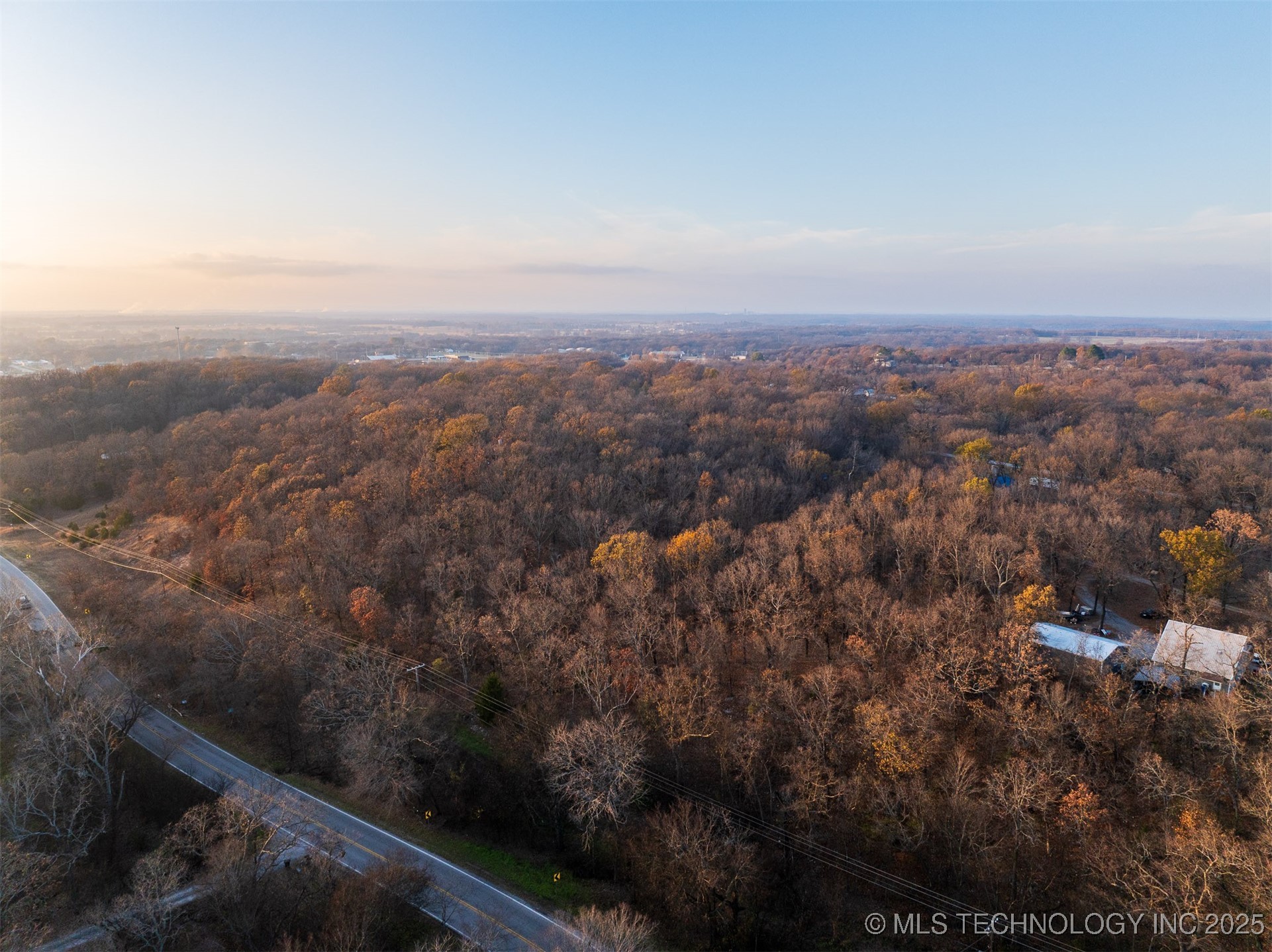 6594 E 563 Road Locust Grove OK 74352