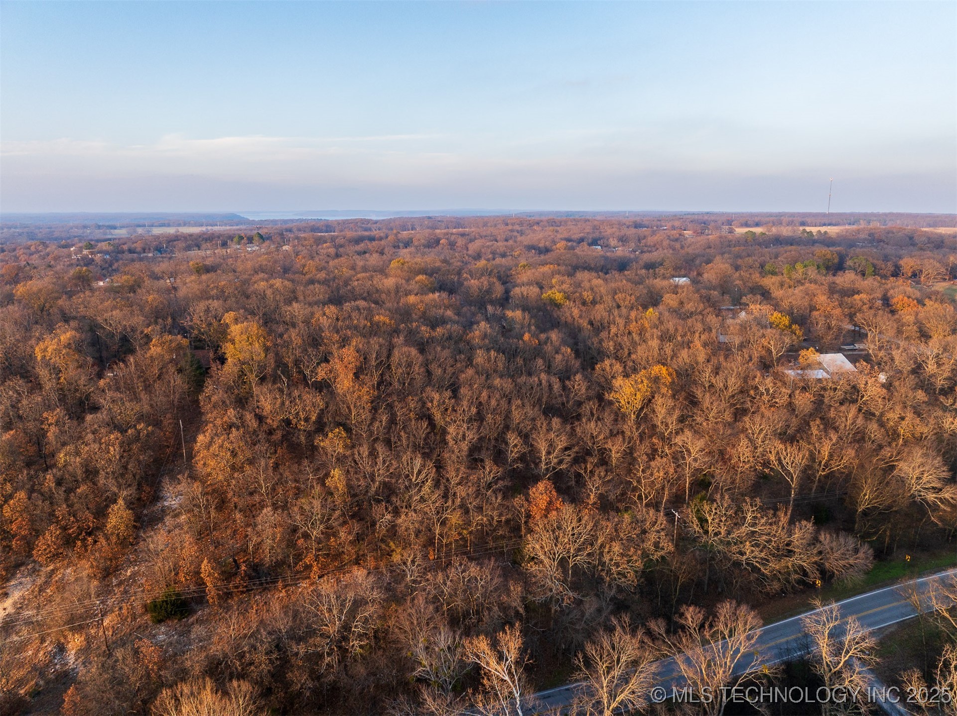 6594 E 563 Road Locust Grove OK 74352